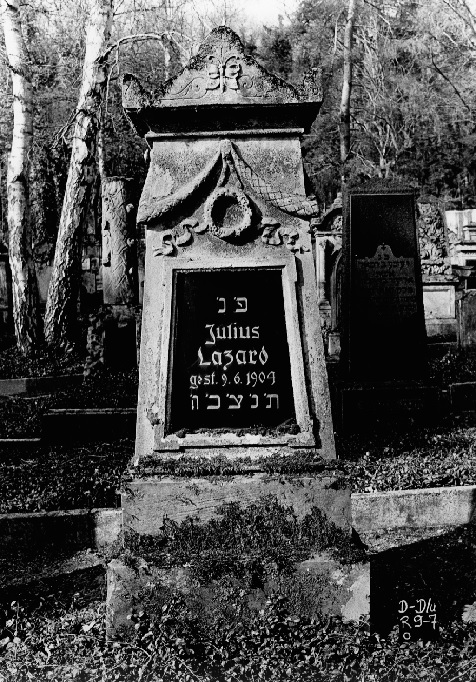 Grabstein von Julius Lazard Foto des Grabsteins von Julius Lazard