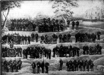 Mannschaftsfoto der Feuerwehr Saarlouis 1894